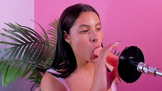 Snapshot of Lia_owenss chatting on April 2026 07:06:01 PM Lia owenss online show from April 2026 07:06:01 PM