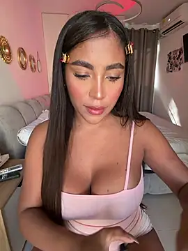 SaraValentina11 online show from April 2026 08:31:01 PM