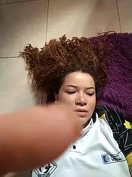 Snapshot of AphroditeSweett chatting on April 2026 07:28:02 PM AphroditeSweett online show from April 2026 07:28:02 PM