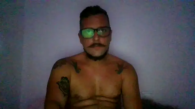 Snapshot of yanick931 chatting on March 2026 02:46:01 AM yanick931 online show from March 2026 02:46:01 AM