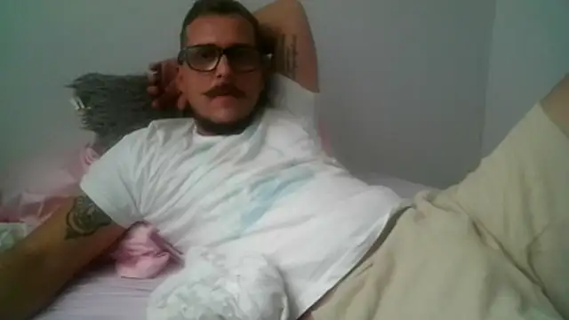 Snapshot of yanick931 chatting on April 2026 03:31:02 PM yanick931 online show from April 2026 03:31:02 PM