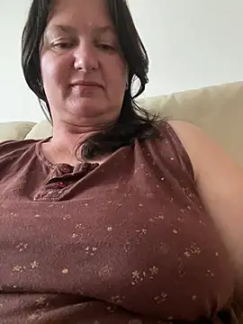 Snapshot of MirkaMag chatting on March 2026 06:30:02 AM MirkaMag online show from March 2026 06:30:02 AM