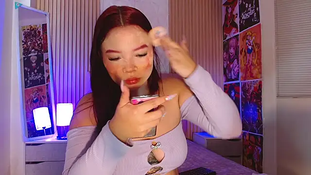 Snapshot of cloey_bentley chatting on May 2026 02:11:02 PM cloey bentley online show from May 2026 02:11:02 PM