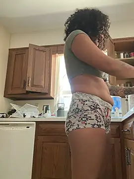 LatinaLoka online show from June 2026 03:49:01 PM