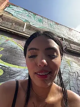 Snapshot of sylphiee_ chatting on March 2026 08:04:01 PM sylphiee online show from March 2026 08:04:01 PM