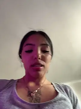 Snapshot of sylphiee_ chatting on March 2026 05:29:01 PM sylphiee online show from March 2026 05:29:01 PM