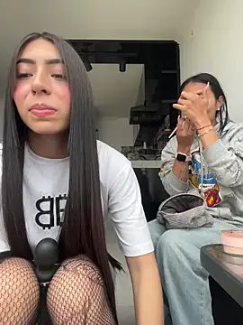 Snapshot of sylphiee_ chatting on March 2026 12:28:01 PM sylphiee online show from March 2026 12:28:01 PM