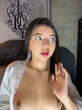 Snapshot of LolliePopsXXX chatting on April 2026 01:04:02 PM LolliePopsXXX online show from April 2026 01:04:02 PM