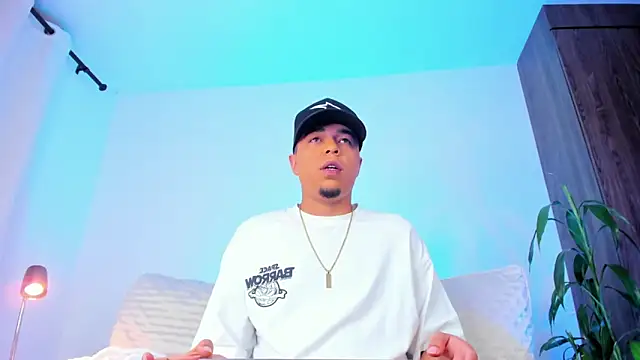 Snapshot of Randdy_333 chatting on March 2026 05:34:01 AM Randdy 333 online show from March 2026 05:34:01 AM