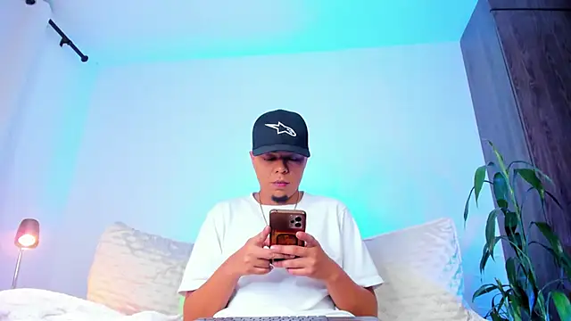 Randdy 333 online show from March 2026 05:24:02 AM