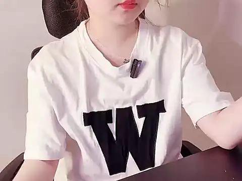 Snapshot of hunhun122 chatting on March 2026 05:29:01 PM hunhun122 online show from March 2026 05:29:01 PM