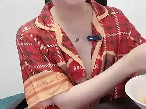 Snapshot of hunhun122 chatting on April 2026 07:31:01 AM hunhun122 online show from April 2026 07:31:01 AM