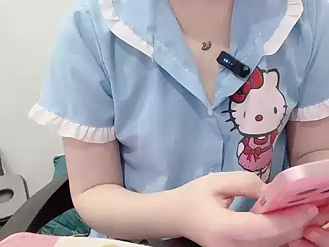 Snapshot of hunhun122 chatting on April 2026 12:27:02 PM hunhun122 online show from April 2026 12:27:02 PM