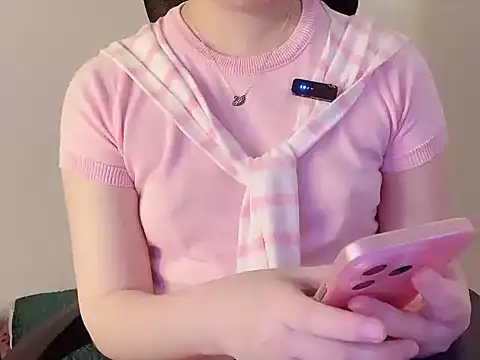 Snapshot of hunhun122 chatting on April 2026 08:36:02 PM hunhun122 online show from April 2026 08:36:02 PM