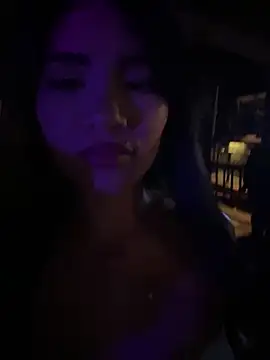 Fox couplee69 online show from May 2026 06:33:02 AM