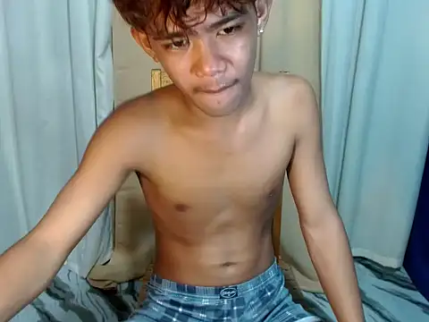 Snapshot of boynextdoorjosh chatting on April 2026 05:21:01 AM boynextdoorjosh online show from April 2026 05:21:01 AM