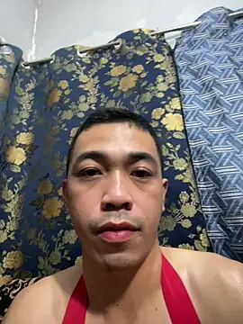 Snapshot of _taeyong chatting on April 2026 05:02:02 AM taeyong online show from April 2026 05:02:02 AM