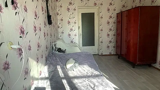 AnnaWasp online show from May 2026 05:36:02 AM