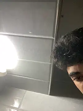 Achrafsad9i online show from April 2026 08:31:01 AM