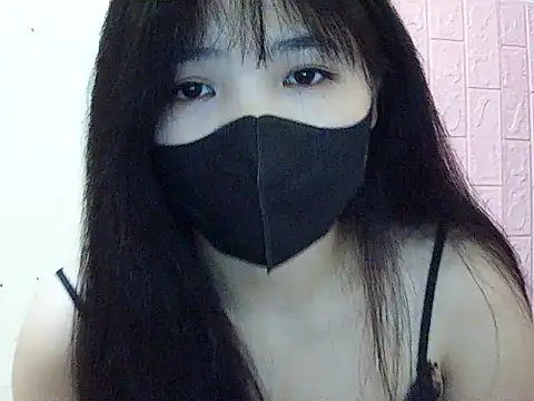 Snapshot of VyVy18 chatting on April 2026 12:58:02 PM VyVy18 online show from April 2026 12:58:02 PM