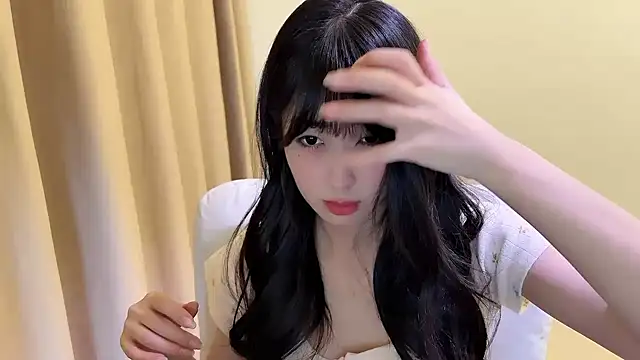 Snapshot of xiaooyee chatting on April 2026 08:43:01 AM xiaooyee online show from April 2026 08:43:01 AM