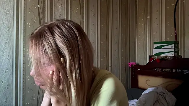 Snapshot of Ashleycol chatting on March 2026 09:13:01 AM Ashleycol online show from March 2026 09:13:01 AM