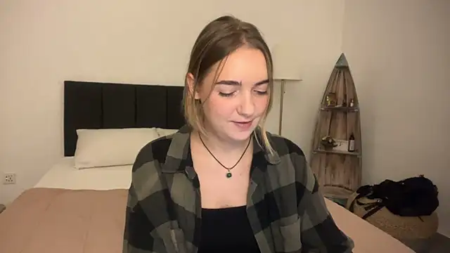 RoxyWet online show from April 2026 01:41:01 PM