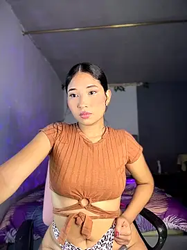 Snapshot of iamkyliewest chatting on March 2026 07:25:02 AM iamkyliewest online show from March 2026 07:25:02 AM