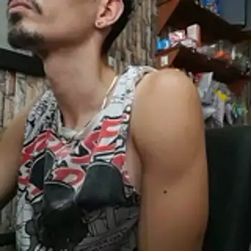 jhosuamoore online show from May 2026 07:56:01 PM