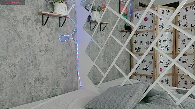 Sophia xoxo1 online show from May 2026 04:35:01 PM