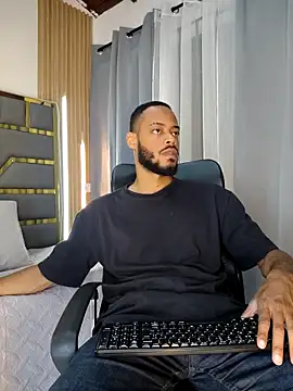 Snapshot of Oliver_bigblack_cock chatting on April 2026 05:55:01 PM Oliver bigblack cock online show from April 2026 05:55:01 PM