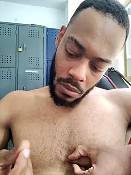 Snapshot of Oliver_bigblack_cock chatting on April 2026 06:13:02 PM Oliver bigblack cock online show from April 2026 06:13:02 PM