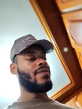 Snapshot of Oliver_bigblack_cock chatting on April 2026 06:01:02 PM Oliver bigblack cock online show from April 2026 06:01:02 PM