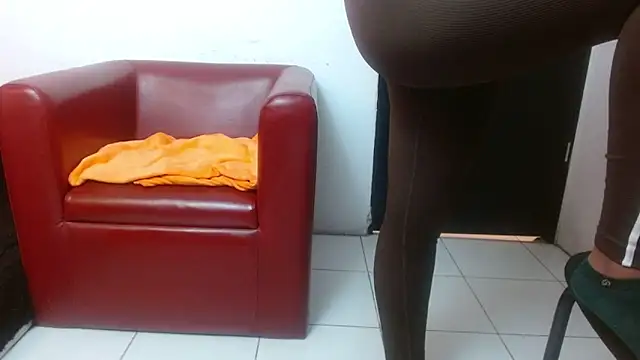 Cafeziitha1126 online show from March 2026 11:58:01 AM