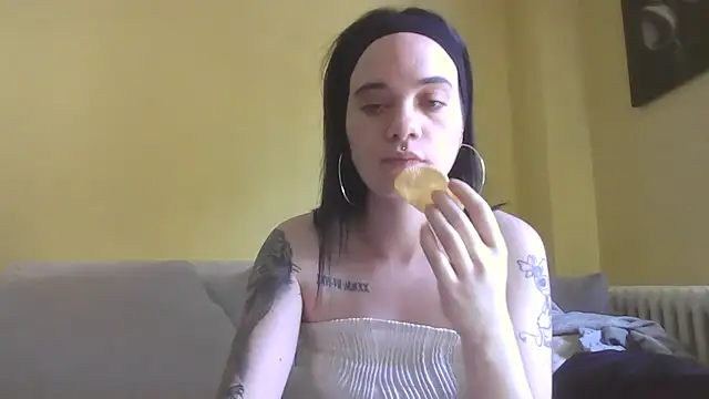 Snapshot of anastasia-evans chatting on April 2026 12:28:02 PM anastasia-evans online show from April 2026 12:28:02 PM