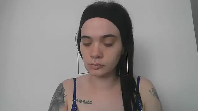 Snapshot of anastasia-evans chatting on April 2026 12:22:02 PM anastasia-evans online show from April 2026 12:22:02 PM