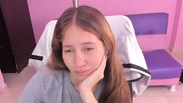 Snapshot of blondie_dity_squirt chatting on June 2026 12:07:02 PM blondie dity squirt online show from June 2026 12:07:02 PM