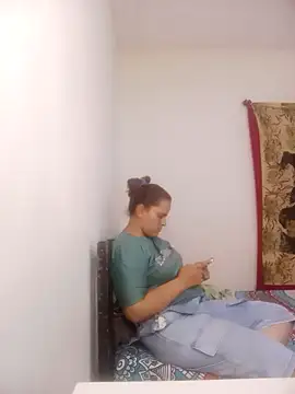 antonelared18 online show from April 2026 02:05:02 AM