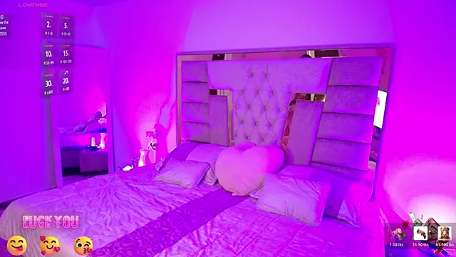 Snapshot of Afroditas_11 chatting on March 2026 12:41:02 PM Afroditas 11 online show from March 2026 12:41:02 PM