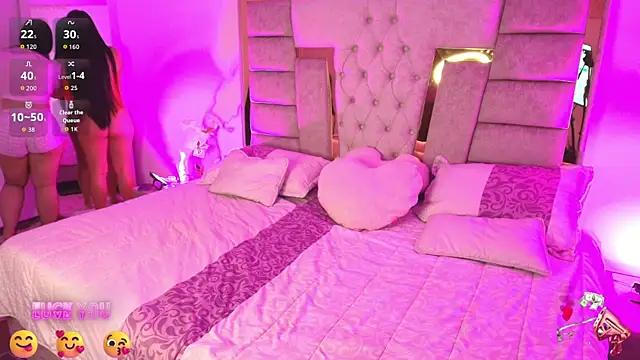 Snapshot of Afroditas_11 chatting on March 2026 01:11:02 PM Afroditas 11 online show from March 2026 01:11:02 PM