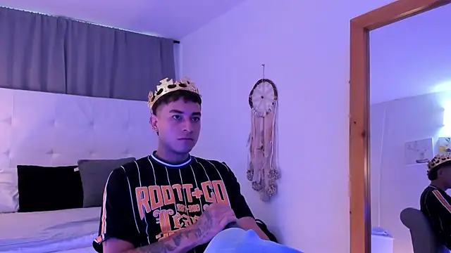 Snapshot of Thiago_2003_ chatting on March 2026 12:27:02 PM Thiago 2003 online show from March 2026 12:27:02 PM