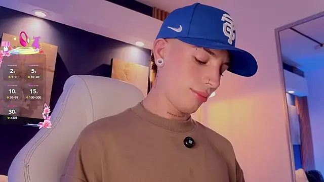 Snapshot of Luca_Prince_ chatting on April 2026 03:29:01 AM Luca Prince online show from April 2026 03:29:01 AM