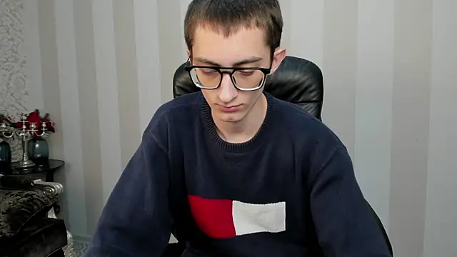 RonBevs online show from April 2026 07:33:02 PM