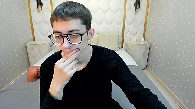 RonBevs online show from May 2026 07:44:01 PM
