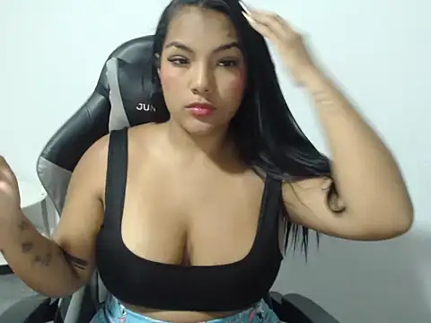 Layla  brownn online show from March 2026 02:16:02 AM