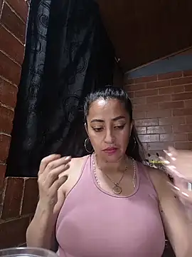 Snapshot of Alexandrina chatting on May 2026 06:16:01 PM Alexandrina online show from May 2026 06:16:01 PM