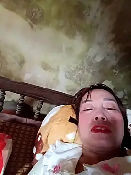 Snapshot of Lyly22x chatting on April 2026 01:58:02 AM Lyly22x online show from April 2026 01:58:02 AM