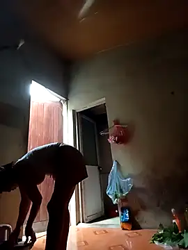 Snapshot of Lyly22x chatting on April 2026 10:05:01 AM Lyly22x online show from April 2026 10:05:01 AM