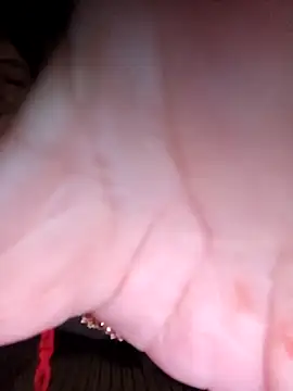 Snapshot of Lyly22x chatting on April 2026 12:04:01 AM Lyly22x online show from April 2026 12:04:01 AM