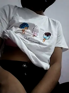 Tasty Cherry online show from April 2026 09:50:02 PM